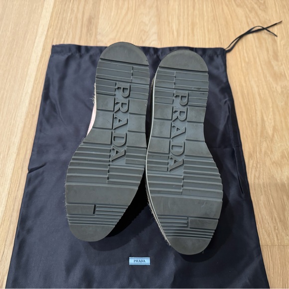 Prada Pink Leather Hearts Brogue Platform Derby - Picture 3 of 5